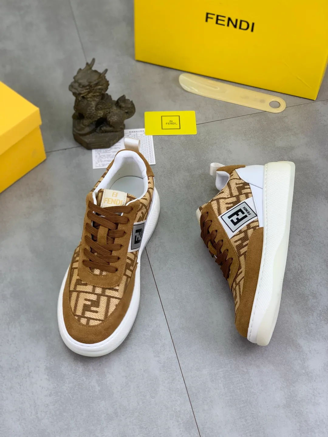 ​Men's shoes 💰P420💰[New style] Little Monster 🆘 New FENDI (Fendi) New style 🕶️🕶️Simple routing effect, showing an elegant and cool driving shoe 🎬Using imported calfskin + first-layer pigskin lining🐂Excellent material🎬Detailed workmanship 🤗Comfortable foot feel➰➰. ​Pair it with any outfit to show your taste and temperament, low-key luxury ♻️Design ​simple and elegant ​noble and fashionable 🍃​Very loved and favored by trendy men 💓❤️size: 38-44 (45 customized) 3️⃣colors available